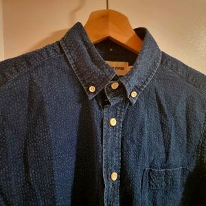 Taylor Stitch size XS 36 - The Jack Indigo seersucker long sleeved shirt
